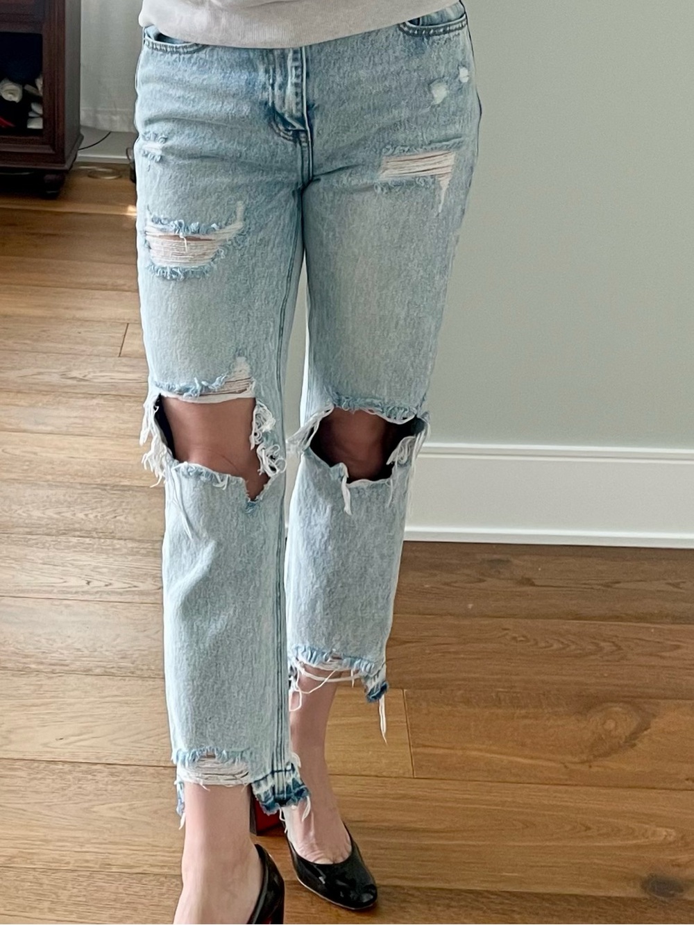 Light Wash Distressed Women’s Jeans - Casual Straight Leg